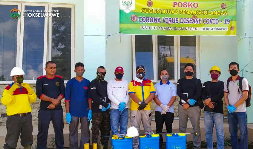 Cegah Covid-19, IAIN Lhokseumawe Lakukan Penyemprotan Disinfektan